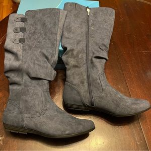 Women’s Boots New Cliffs By White Mountain Size 9.5 M